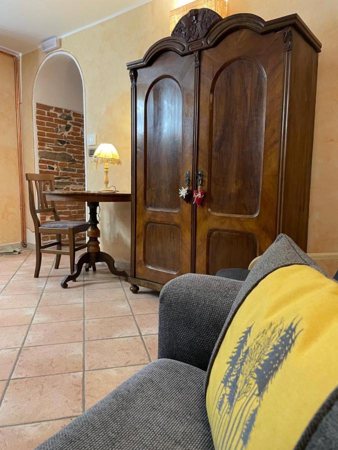 شقة Nel Vecchio Borgo Verrès المظهر الخارجي الصورة
